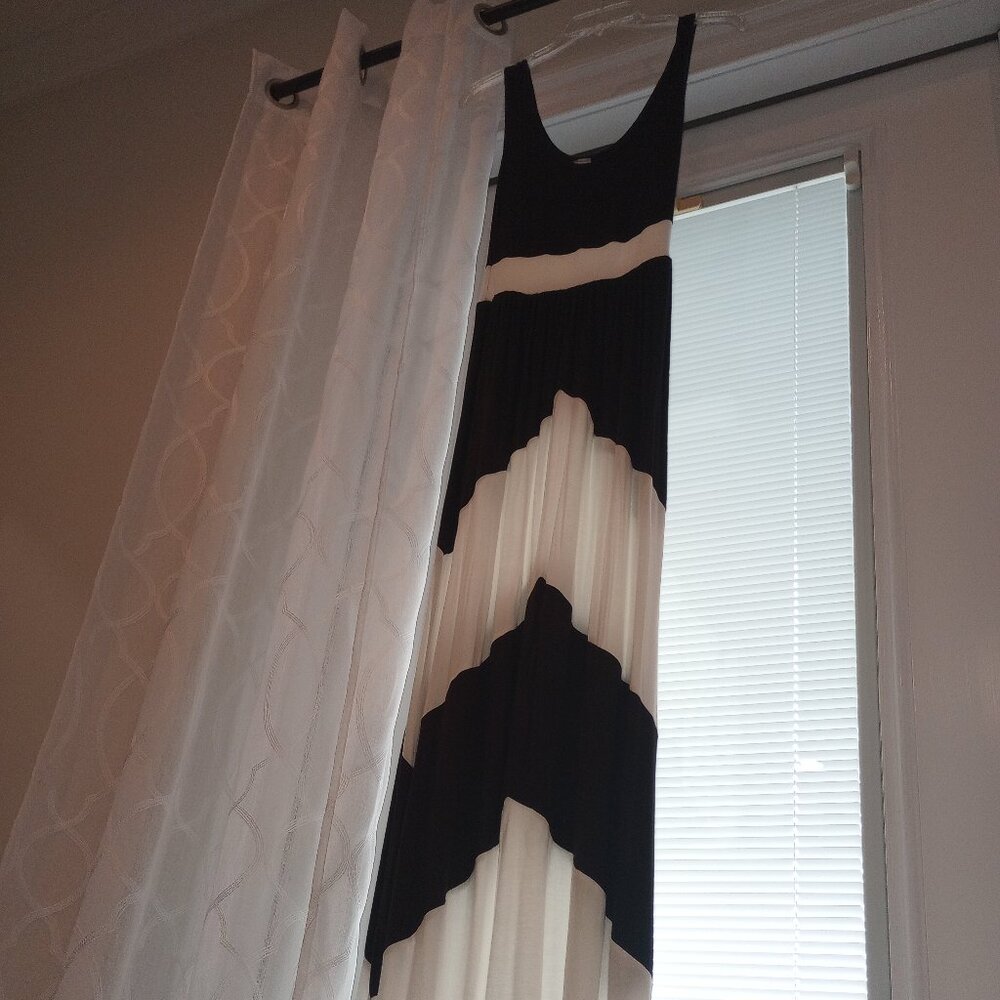 black white Chevron knit maxi sleeveless dress